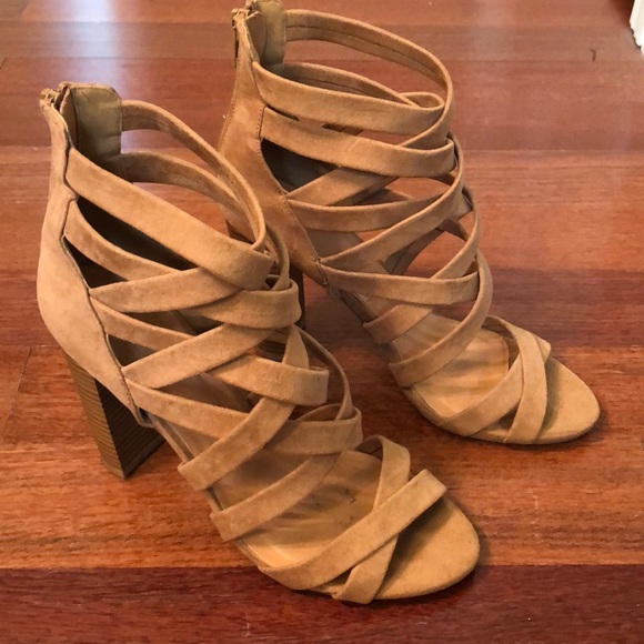 Charlotte Russe • Morris Heels - Picture 3 of 8